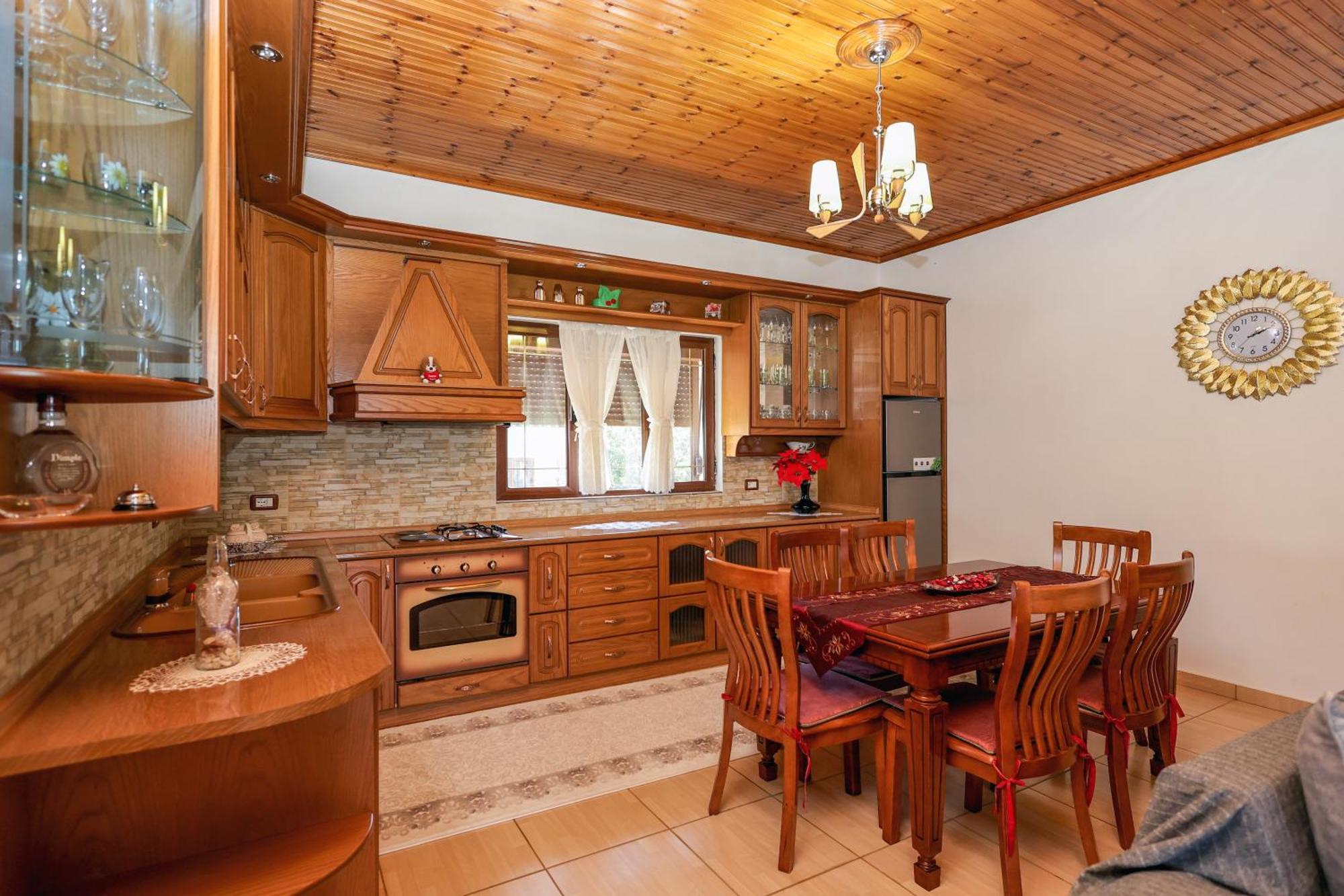 Villa Kevin Berat